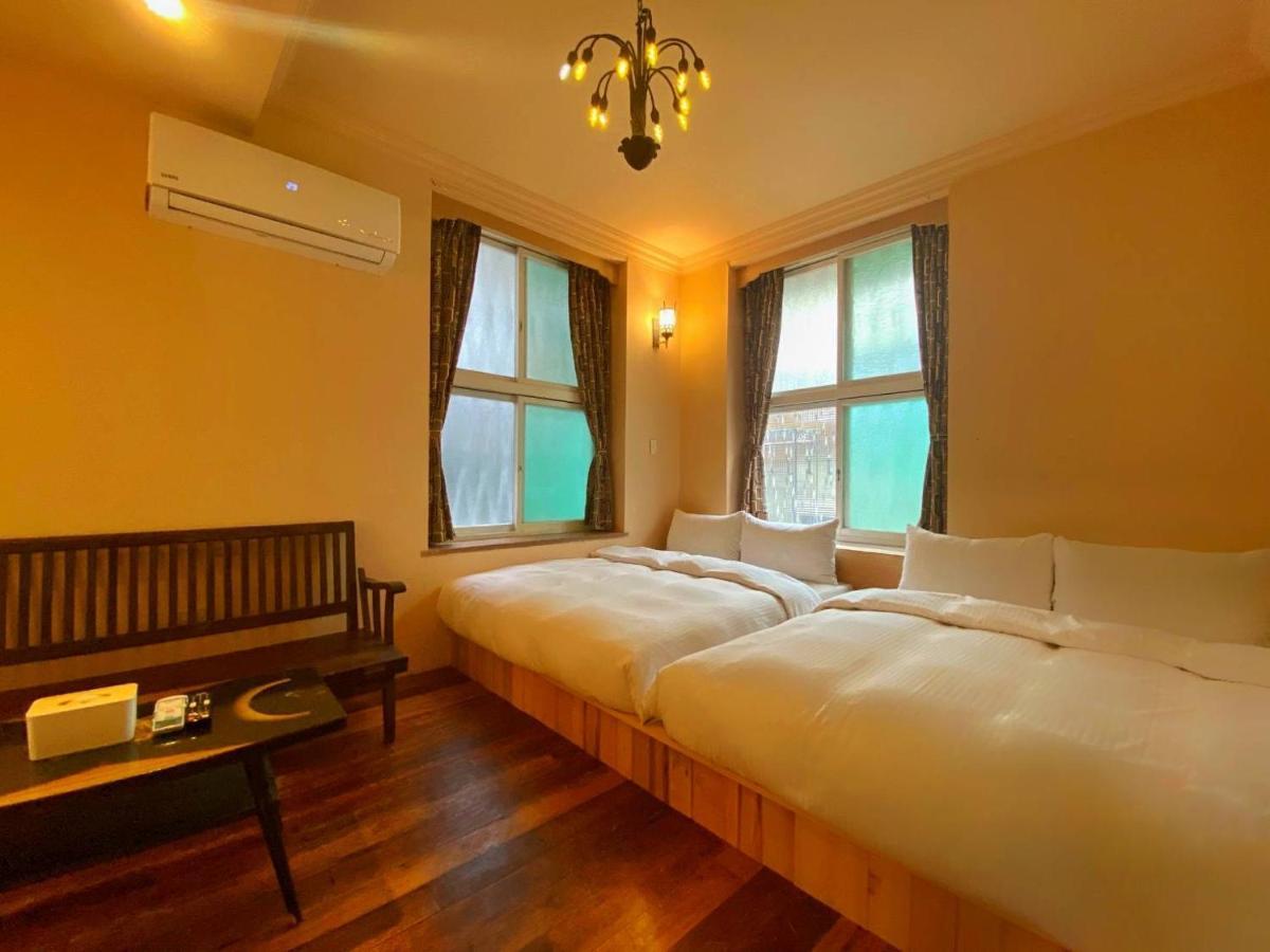 Tainan Macarthur Homestay Exterior foto